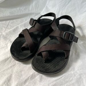 Black Chaco Outdoor Sandals- Waterproof, Size 6, Great Condition